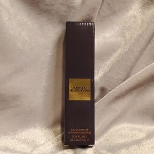 TOM FORD Velvet Orchid Travel Spray